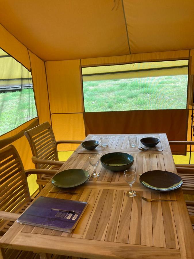 Oh! Campings - Camping Paradis A L'Ombre Des Tilleuls Peyrouse المظهر الخارجي الصورة
